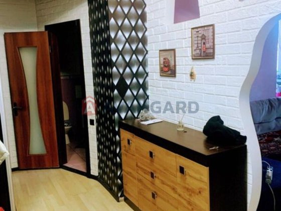 Трьохкімнатна. Укомплектована. ЄВІДНОВЛЕННЯ Кам'янське