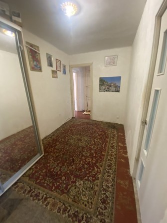 Продам 3-комнатную квартиру в центре Черноморска. - фото 1