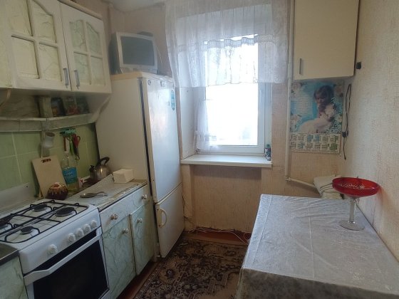 Продам большую "гостинку" на В. Шума Черноморск