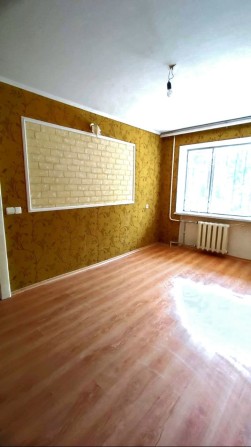 Продам 2 комнатную в Центре Камянского - фото 1