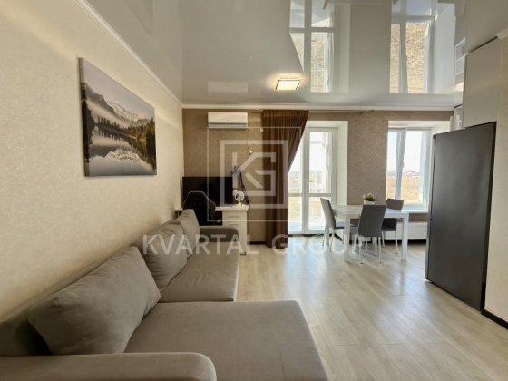 Студія з балконом. Центр Гостомель