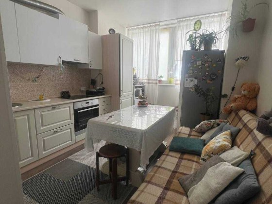 Продам 1 комнатную с ремонтом в Цветном Бульваре Черноморск