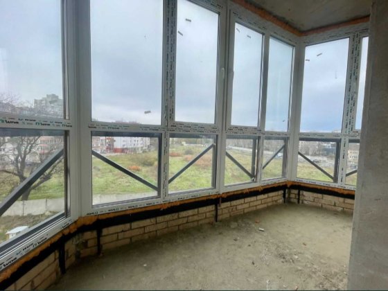 ЖК Парус / 2-кімн квартира / перша лінія моря ! / є газ ! Черноморск