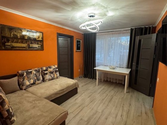 3-кімнатна м. Калуш з ремонтом та меблями Калуш