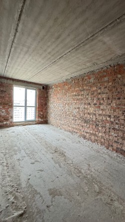 Продаю 2к квартиру в самому центрі, дешево! - фото 1