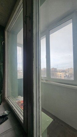 Продам кімнату з балконом в гуртожитку на мікрорайоні - фото 1