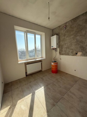 Продам 2 кімнатну квартиру - фото 1