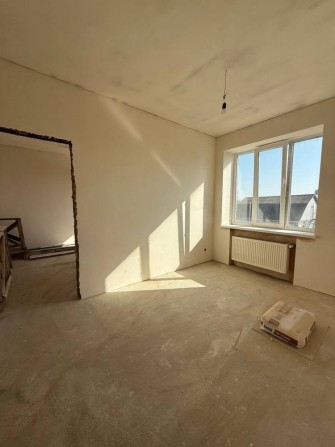 Продам 2-кімнатну квартиру - фото 1