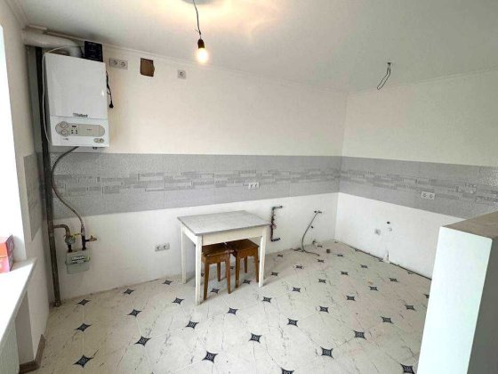 Продам 3-х кімнатну студію р-н Смірнова Каменец-Подольский