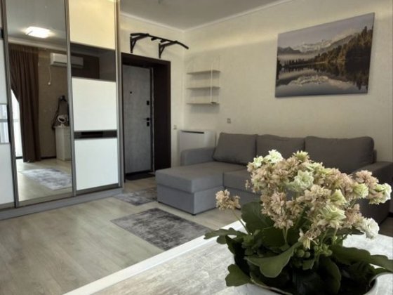 Продаж затишноі квартири з ремонтом та меблями Гостомель