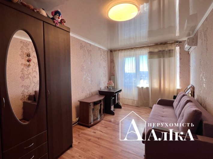 Продам 1-кімнатну квартиру з меблями! - фото 1