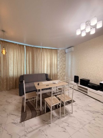 Продам 1 ком.студию с ремонтом в новострое у моря - фото 1