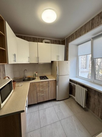 Продам 2к.квартиру Черноморск - фото 1