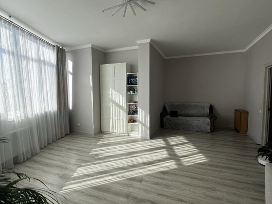 Современная квартира у моря Черноморск