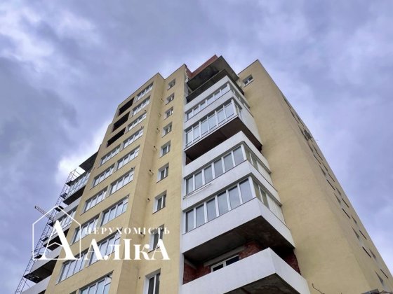 Продам дворівневу квартиру в новобудові з неймовірною терасою Каменец-Подольский