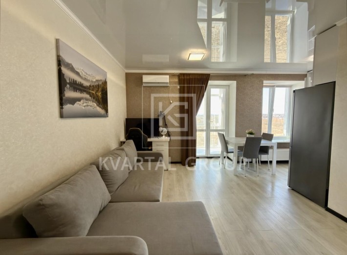 Квартира студія в Покровському, однокімнатна з ремонтом в центрі - фото 1