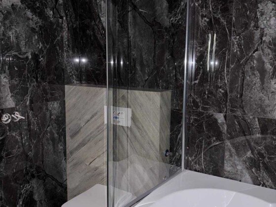 Продам трьохкімнатну квартиру в заселеній та зданій  новобудові Ковель