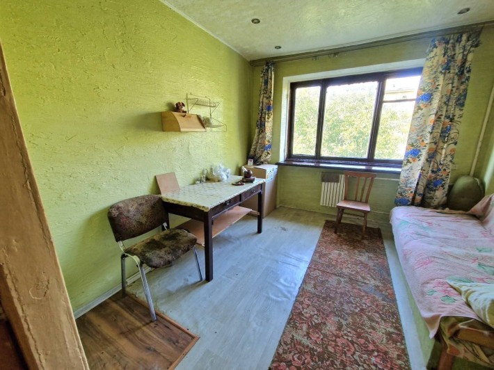 Продам 2 комнаты в центре Черноморска - фото 1