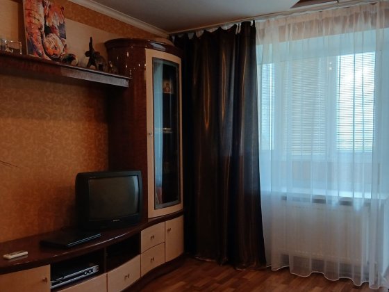 Продам 3-кімнатну квартиру з індивідуальним газовим опаленням Конотоп