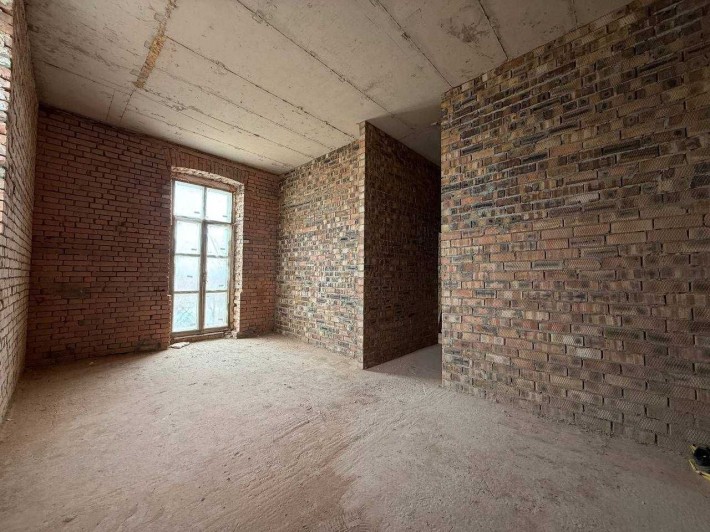 Простора 2-кімнатна квартира 64 м² з балконом | Коломия - фото 1