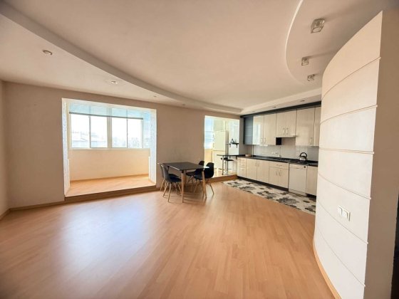 Просторная 2ком квартира 102 кв.м, 6/9, возле моря в г.Черноморск Черноморск