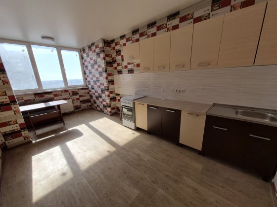 Продам 1 кімнатну квартиру з ремонтом Чорноморськ Черноморск