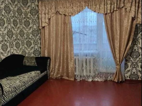 2х кімнатна квартира і центрі міста. Генерала Тхора Конотоп