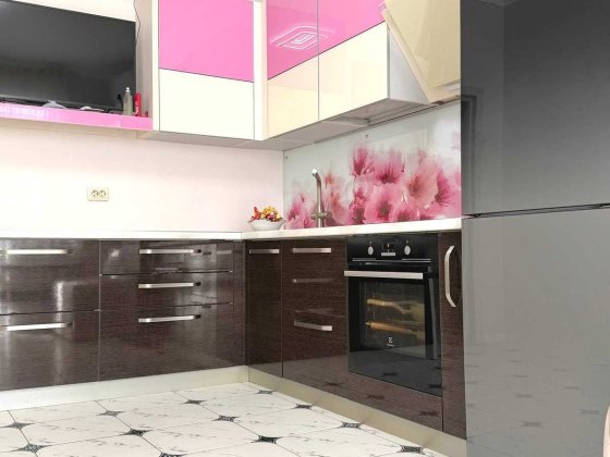 В продаже 2 комнатная с ремонтом в престижном новострое у моря Черноморск