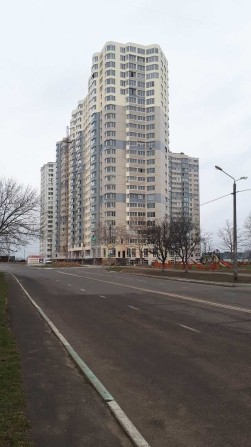 3-кімнатна квартира у м.Чорноморськ - фото 1