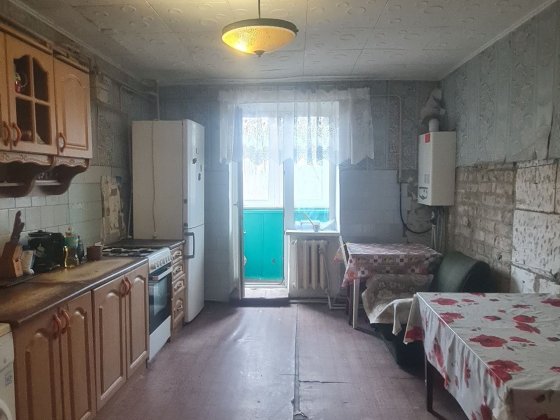 Продаж 4-х кімнатної квартир район Білокоровицьке шосе Коростень