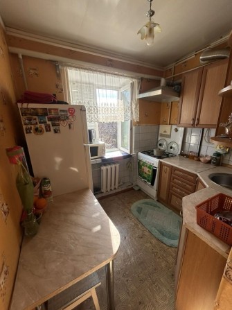 Трикімнатна квартира в районі залізничного вокзалу - фото 1