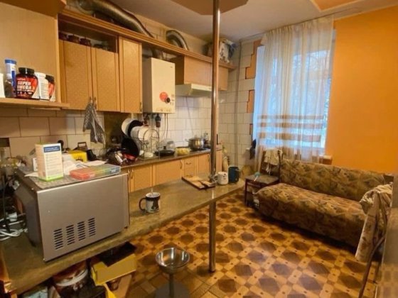 Продається 4 кімнатна квартира р-н. Ковельський парк Коростень