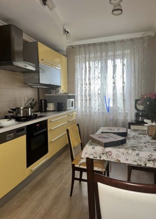 3 кімнатна квартира в центрі Чорноморську. - фото 1