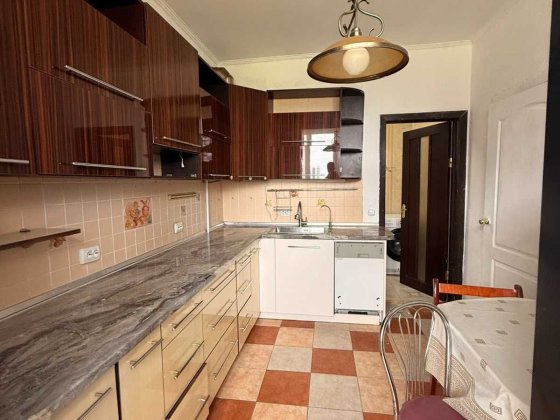 Поступила в продажу 3  комнатная квартира в Аббо у моря Черноморск