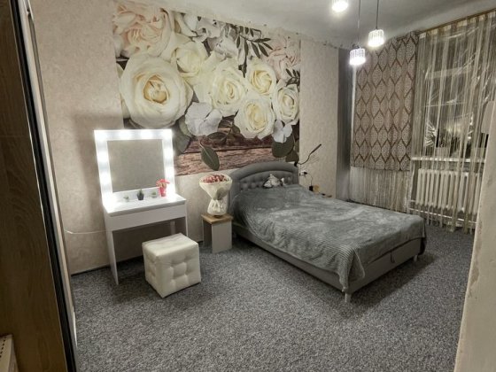 Продам квартиру 3-х кімнатну. Городок 