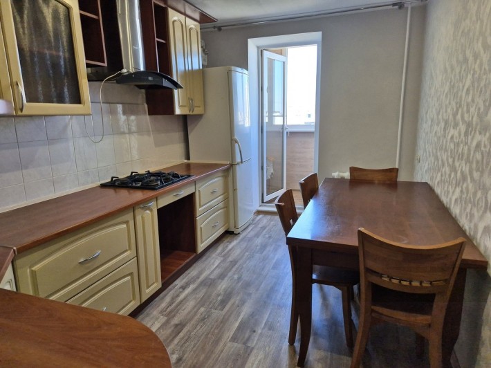 Продам 4комнатную квартиру Черноморск  чешка - фото 1