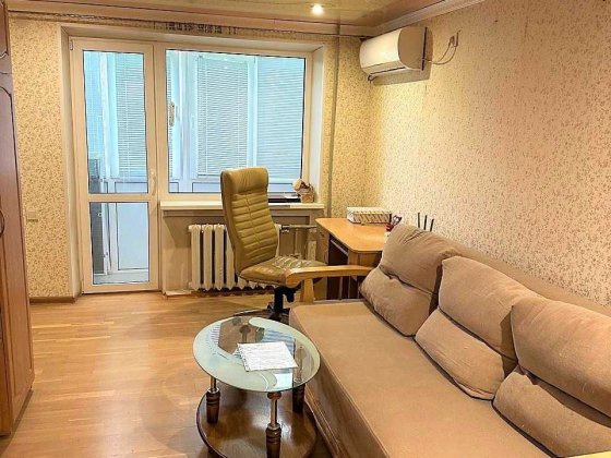 Продається 3-х кімнатна квартира вул. О. Вишні. Краматорск