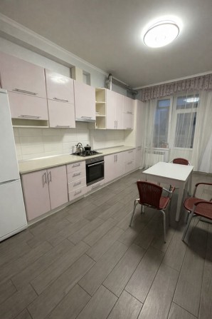 Продається однокімнатна, Моноліт, новобудова - фото 1