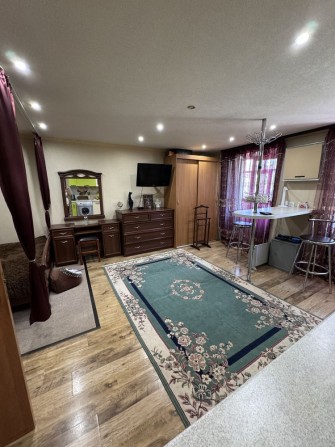 Продам уютную 1к квартиру-студию - фото 1