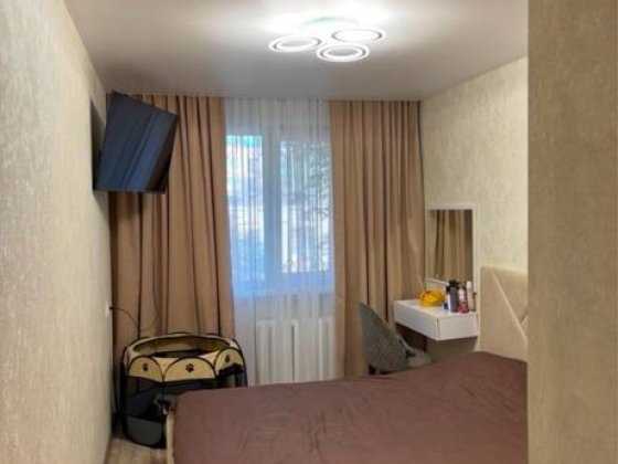 ПРОДАЖ Квартири 2-x кімнатна, 2 м-н. Без комісій Лозовая