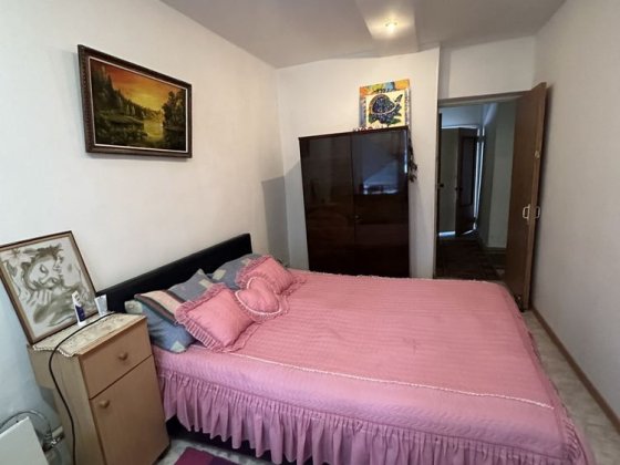 Продам 3-х кімнатну квартиру у м. Лозова Лозова