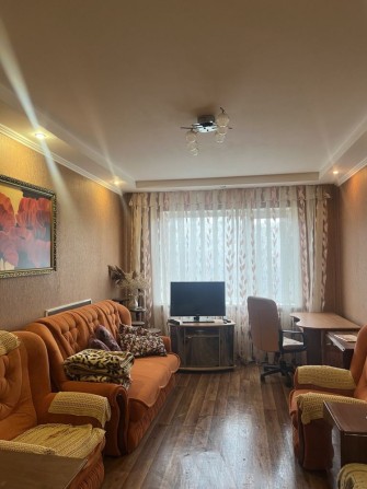 Продам 2-х кімнатну квартиру на 2 мікрорайоні - фото 1