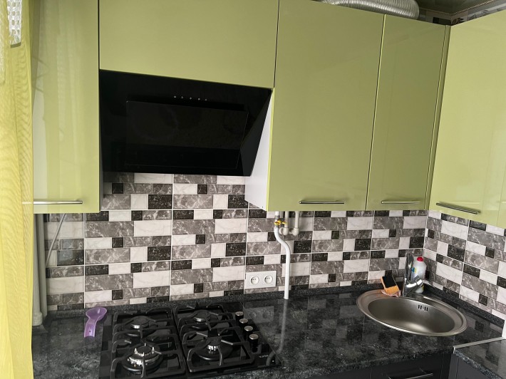 Продам квартиру в центрі міста Лозова - фото 1