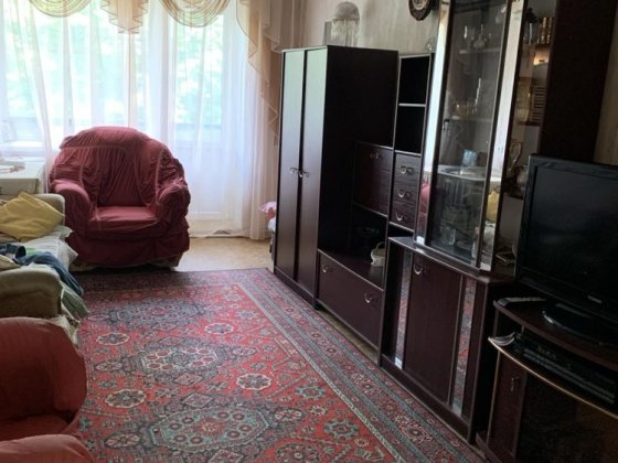 Трехкомнатная квартира центре города Лозова