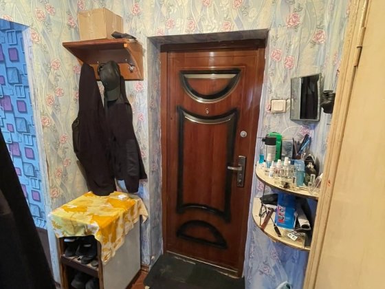 Продам 1 комн  кв в центре Лозова