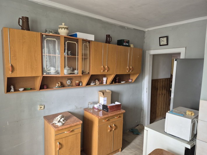 Продаж великої 2 кімнатной з ділянкою. - фото 1