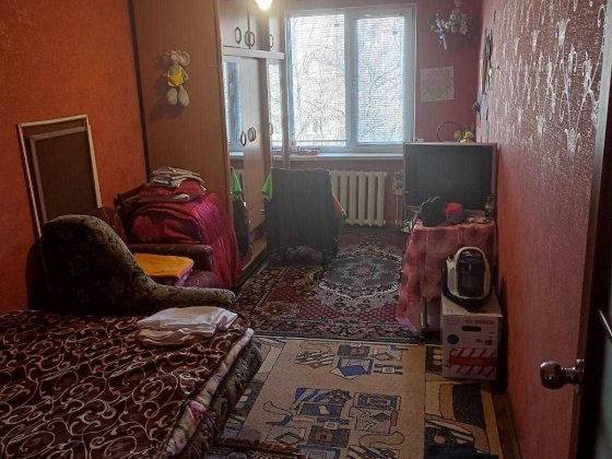 продам двохкімнатну квартиру Нежин