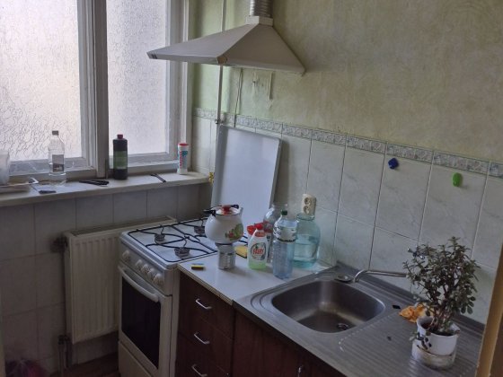 Продаж 2 кімнатной в центрі з гаражем. Мукачево