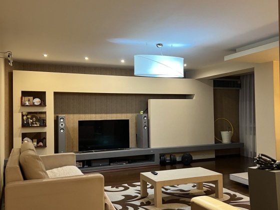 Продаж 4 кімнатной квартири Росвигово. Мукачеве