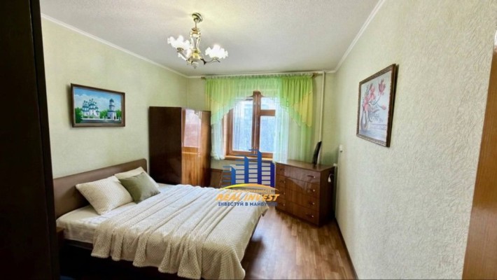 Продається 3-кімнатна квартира у м. Самар, вул. О. Цокура - фото 1